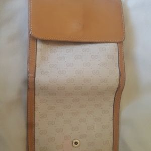 Vintage Gucci wallet